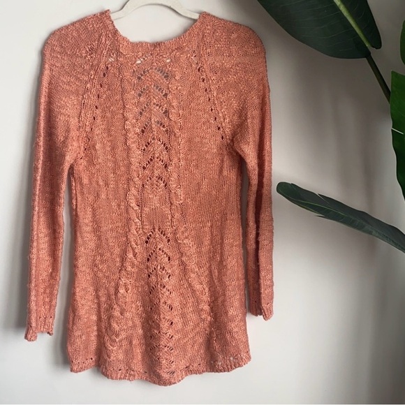 Solitaire Women's Sweater in Coral - Picture 6 of 7